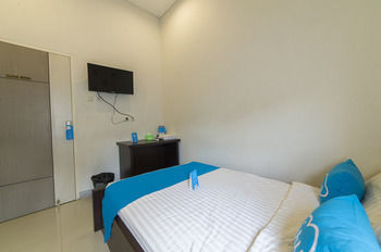 Отель Airy Syariah Pemurus Baru Bumi Mas Raya 25 Banjarmasin Банджармасин Экстерьер фото